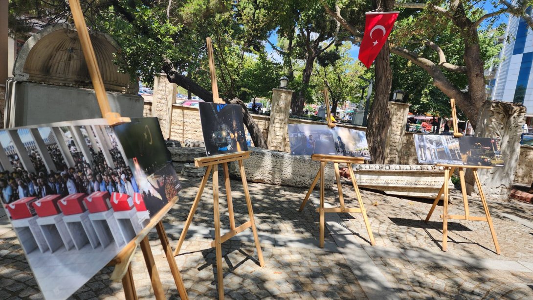 15 Temmuz Temalı Fotoğraf ve Resim Sergisi